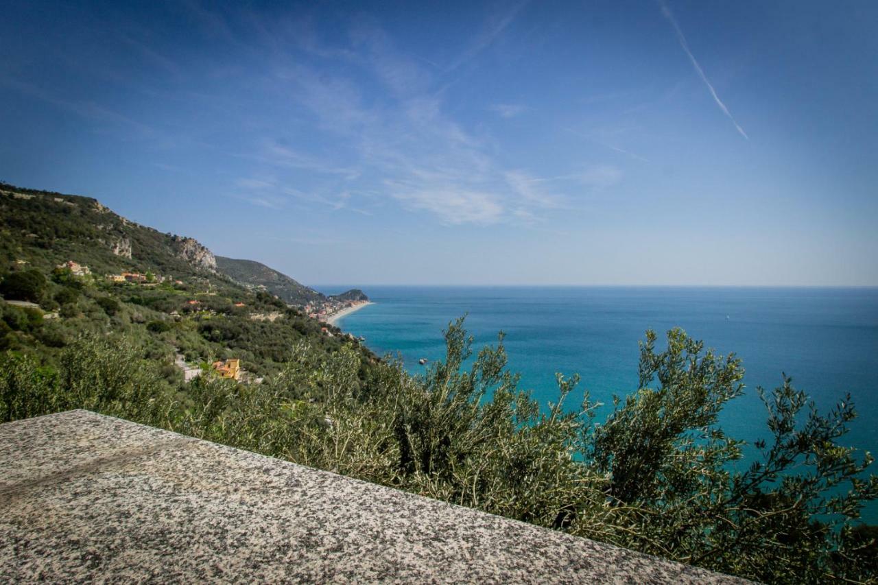 Villa Degli Ulivi B&B Finale Ligure Εξωτερικό φωτογραφία